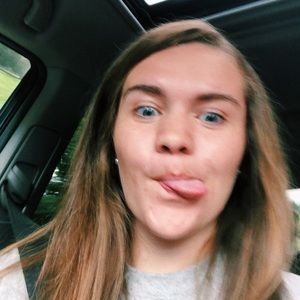 Meet your Posher, Lizzie